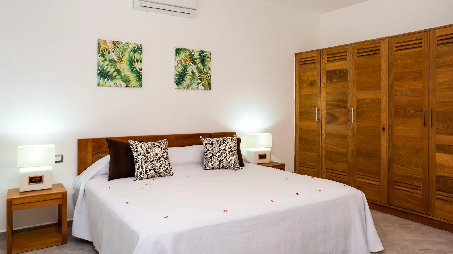 Louisa Apartamentos Las Terrenas Dominican Republic